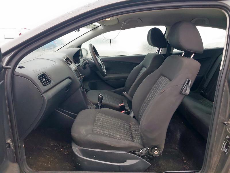 2015 VOLKSWAGEN POLO S 