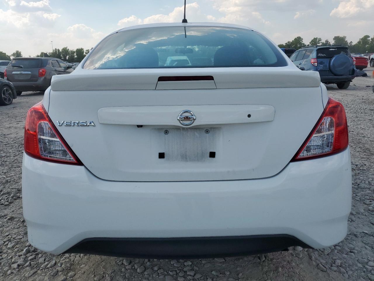 2019 Nissan Versa S VIN: 3N1CN7APXKL839438 Lot: 85094645