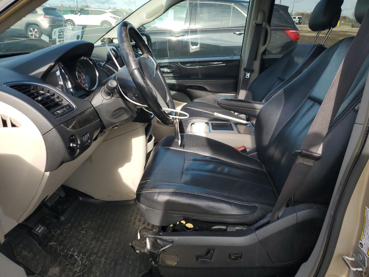 2015 Chrysler Town & Country Touring VIN: 2C4RC1BG1FR626394 Lot: 90519015