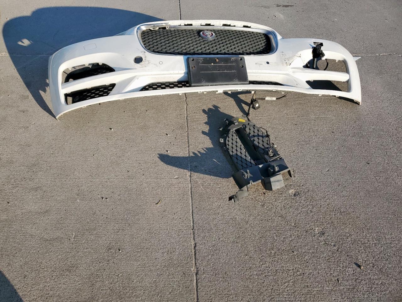 2018 Jaguar F-Pace Premium VIN: SADCJ2FX6JA329179 Lot: 85367455