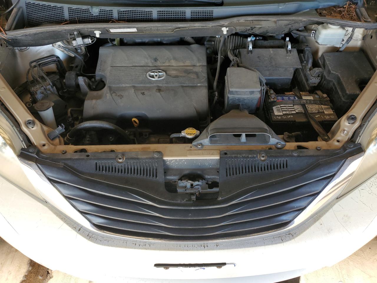 2011 Toyota Sienna Le VIN: 5TDKK3DC9BS134854 Lot: 85203905