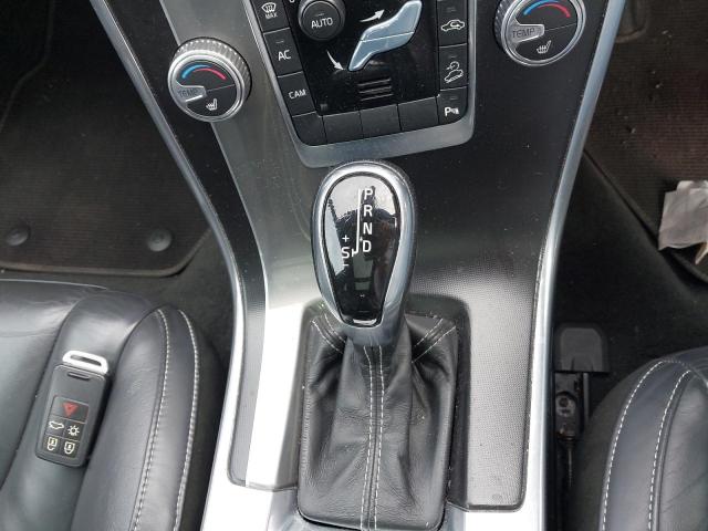 2015 VOLVO XC60