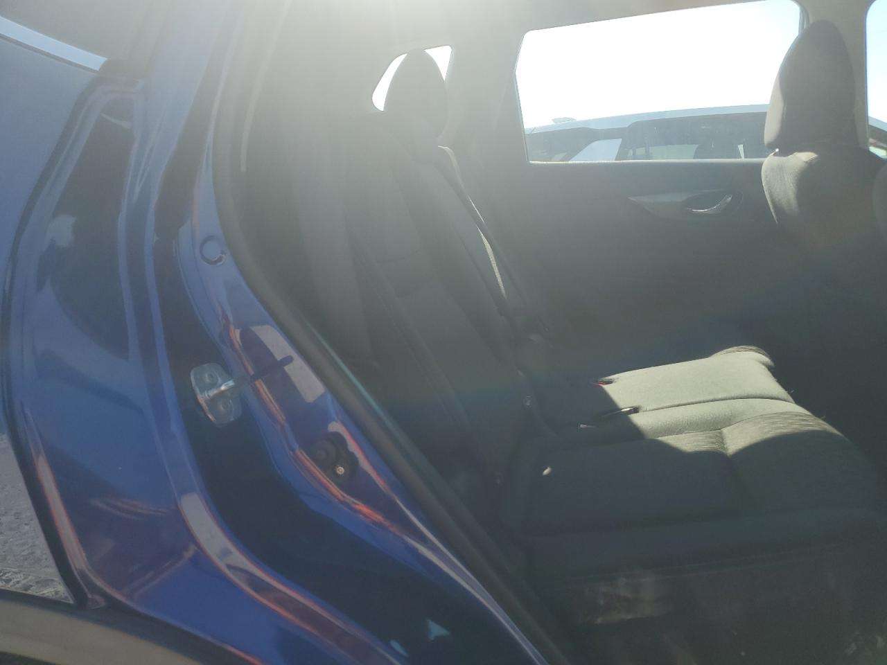 2018 Nissan Rogue S VIN: KNMAT2MVXJP568858 Lot: 84644755