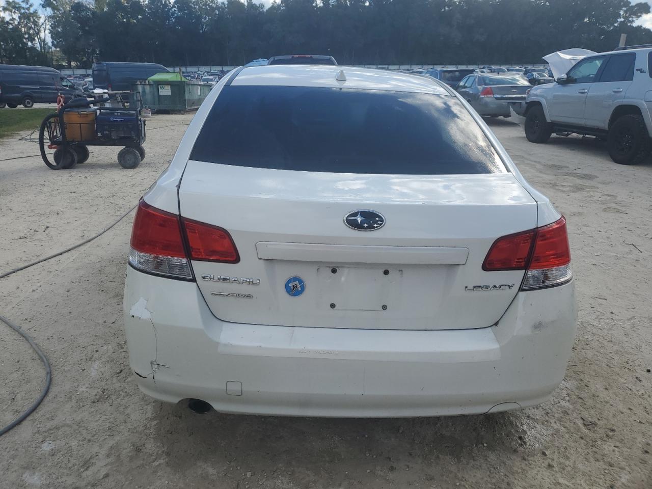 2013 Subaru Legacy 2.5I Limited VIN: 4S3BMCK67D3010688 Lot: 86506465