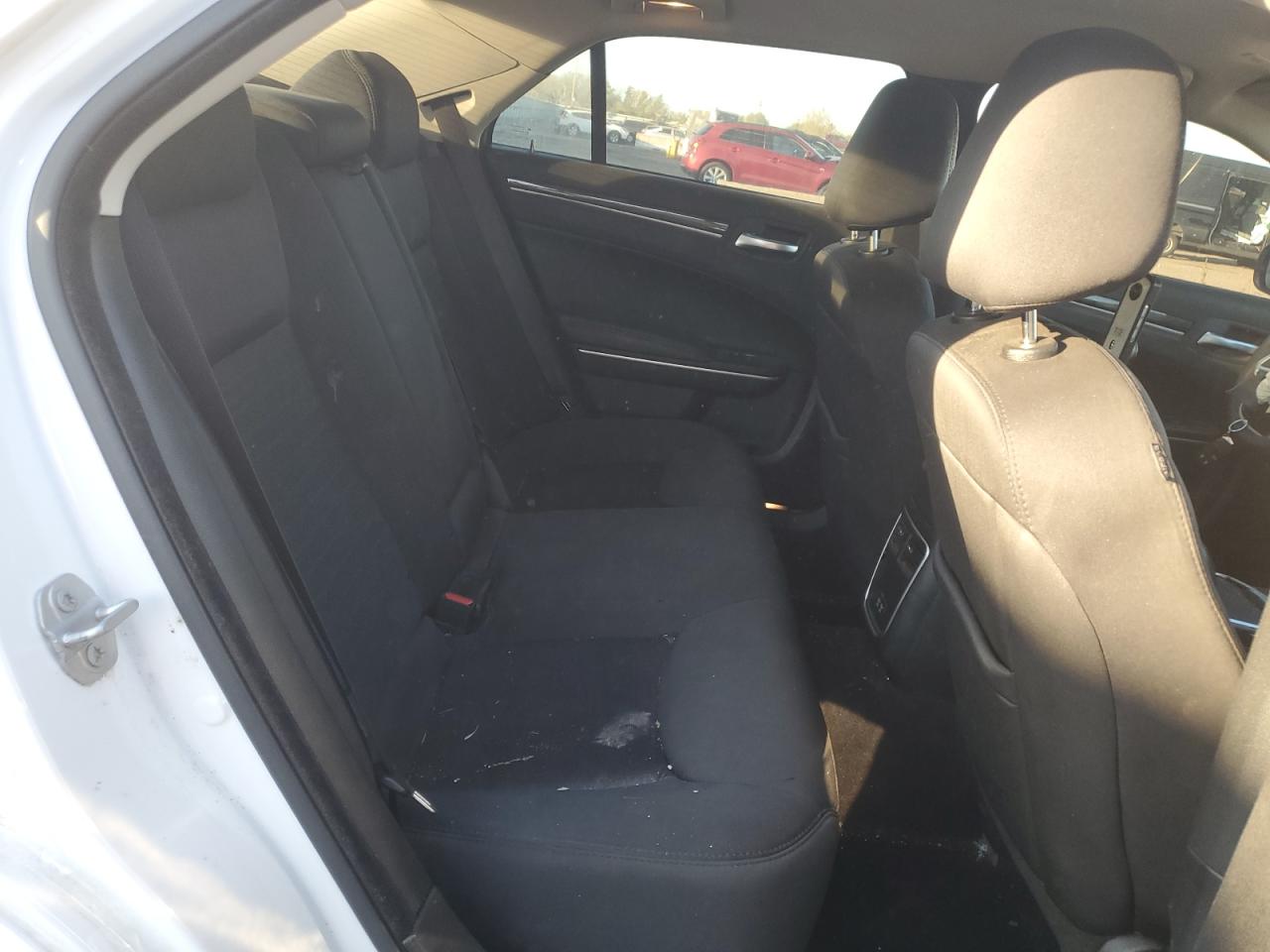 2020 Chrysler 300 Touring VIN: 2C3CCAAG3LH147570 Lot: 85903245