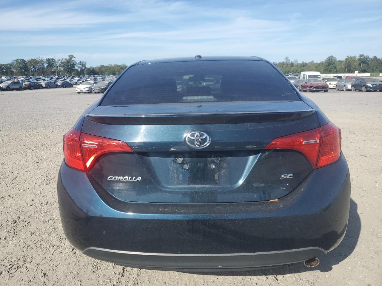2018 Toyota Corolla L VIN: 2T1BURHE0JC073040 Lot: 85319785