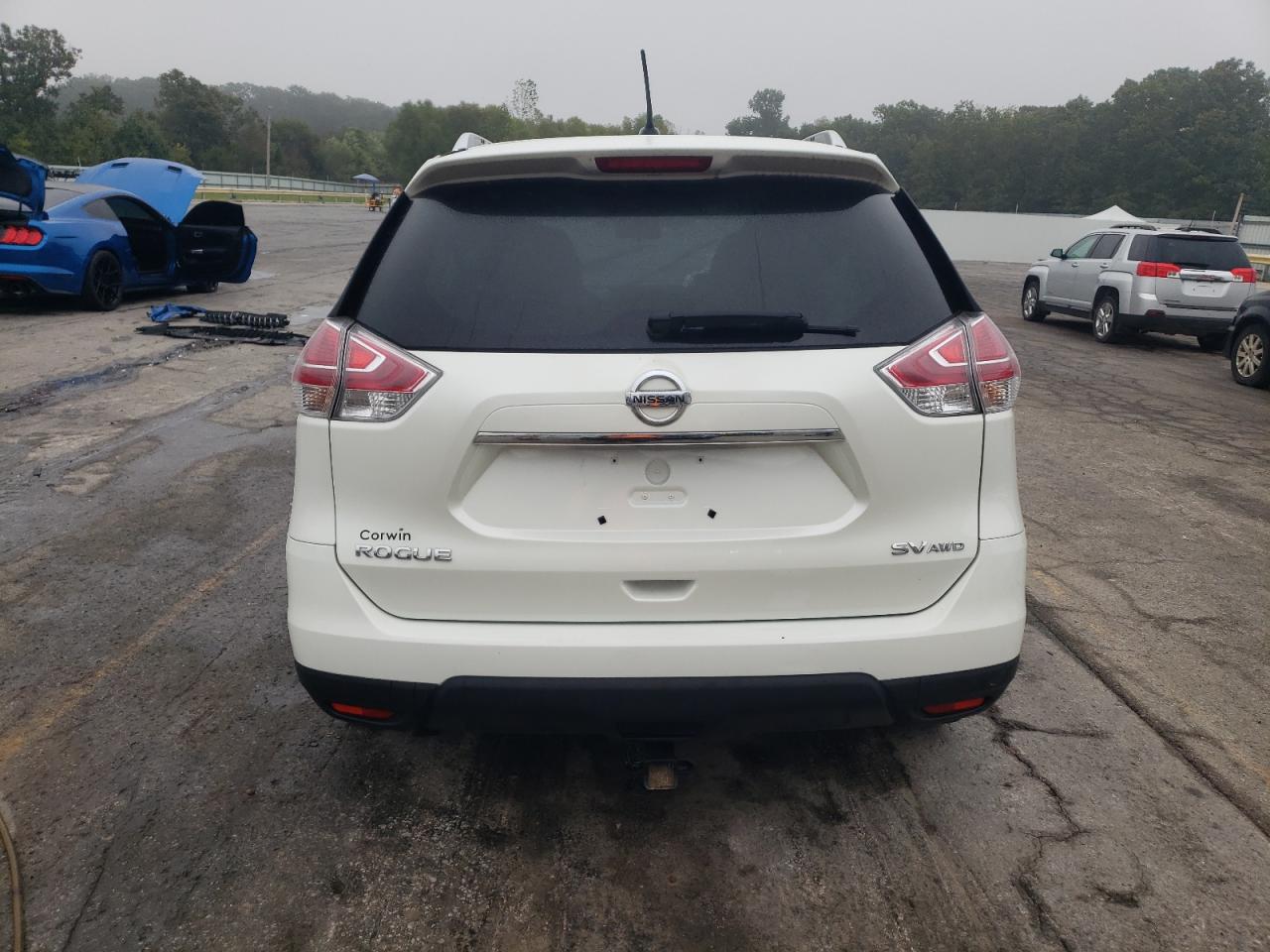 2016 Nissan Rogue S VIN: KNMAT2MV4GP607338 Lot: 85158535