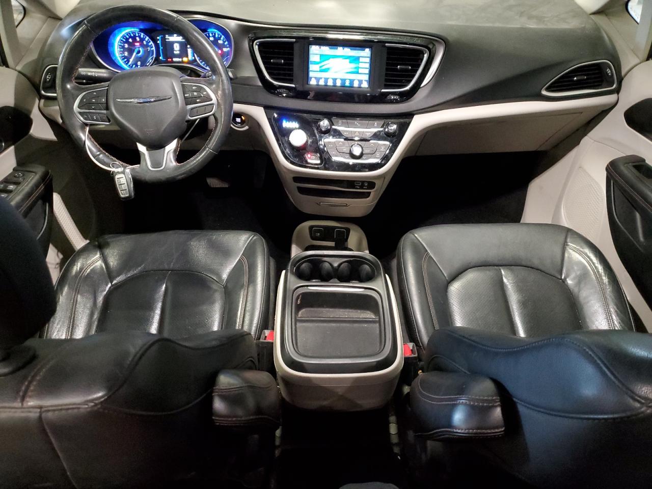 2020 Chrysler Pacifica Touring L VIN: 2C4RC1BG0LR127999 Lot: 82632265