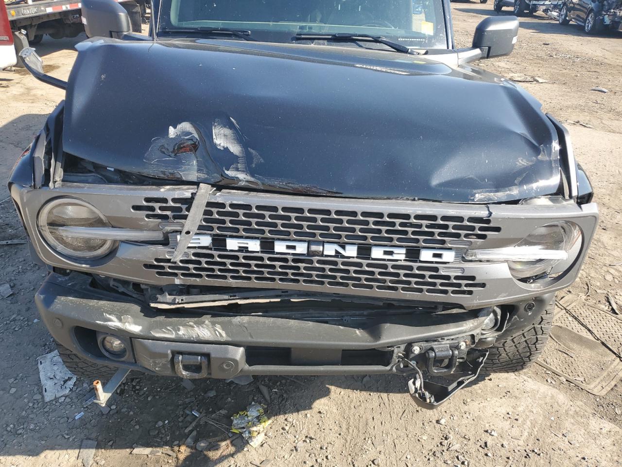 2023 Ford Bronco Base VIN: 1FMEE5DP4PLB60138 Lot: 86244445