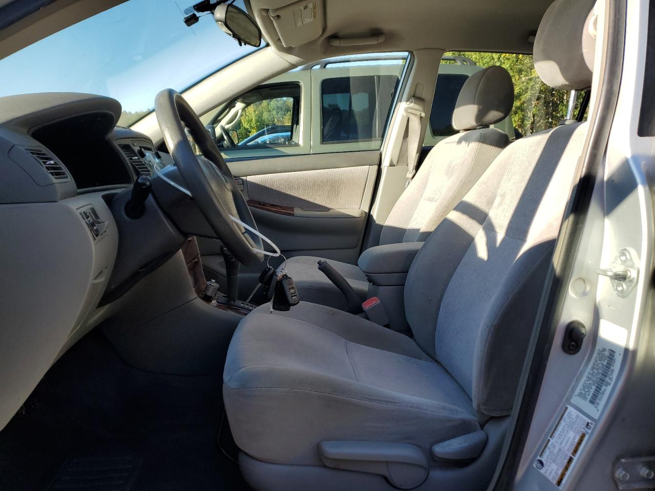 2005 Toyota Corolla Ce VIN: JTDBR32E752053833 Lot: 82379295