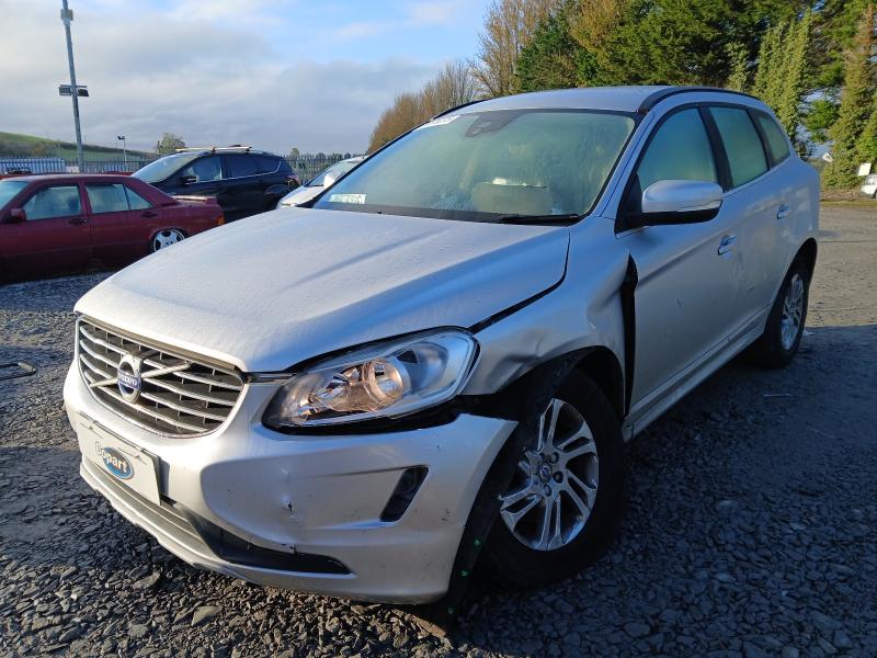 2017 VOLVO XC60 D4 [190] SE NAV 5DR [LEATHER] for sale at Copart BELFAST