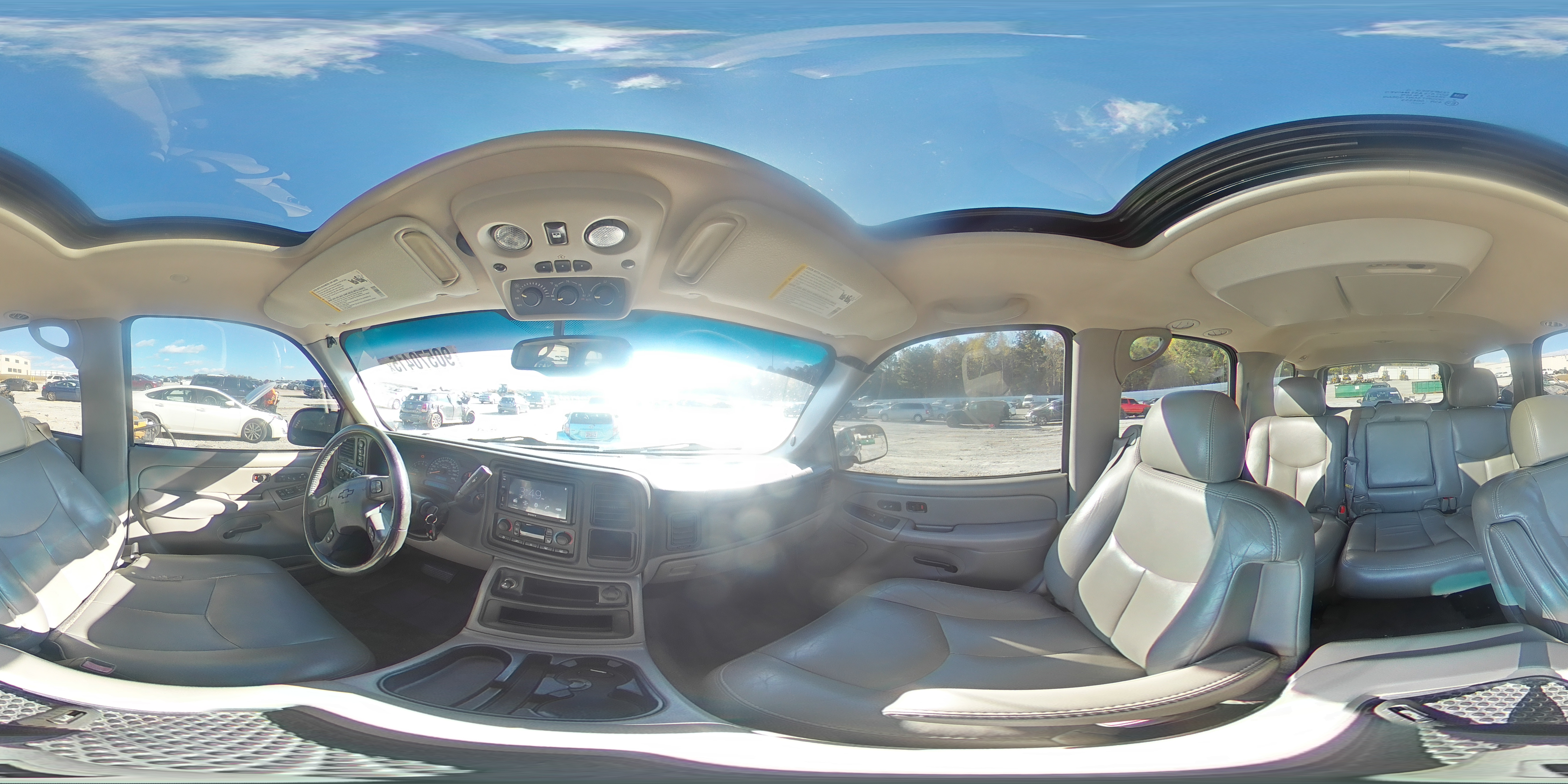 2005 Chevrolet Tahoe K1500 VIN: 1GNEK13T35R154174 Lot: 90570415