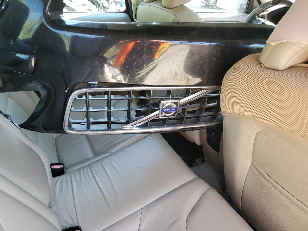 2006 Volvo S60 2.5T VIN: YV1RS592162520945 Lot: 85179915