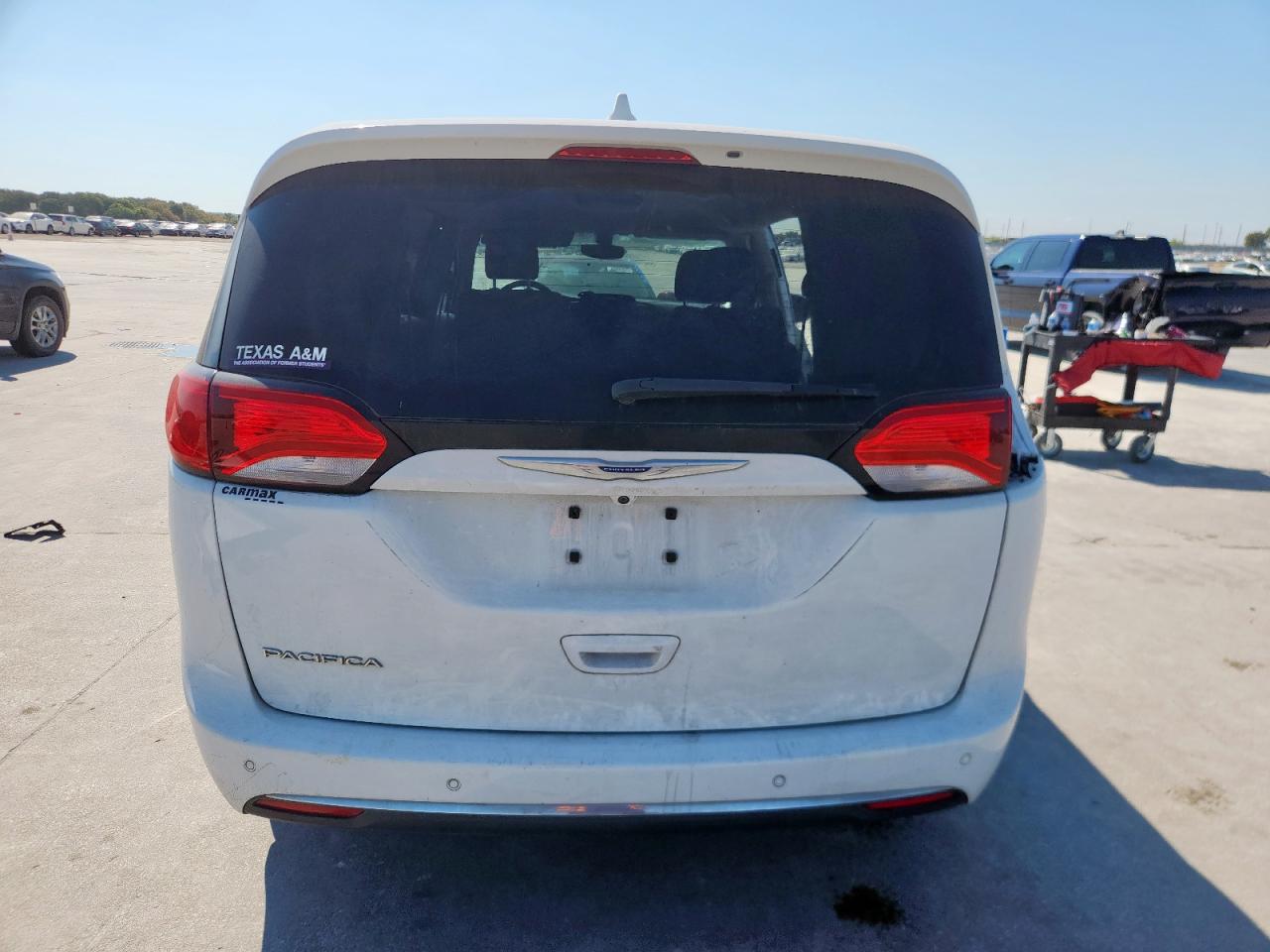 2018 Chrysler Pacifica Touring Plus VIN: 2C4RC1FG5JR227233 Lot: 85685975