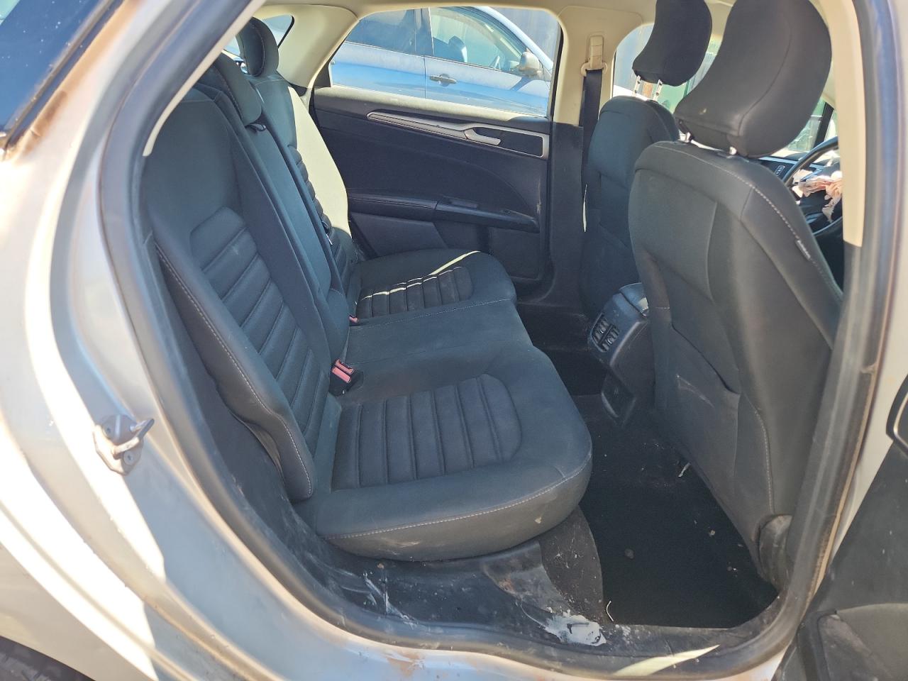 2019 Ford Fusion Se VIN: 3FA6P0LU7KR185130 Lot: 85709155