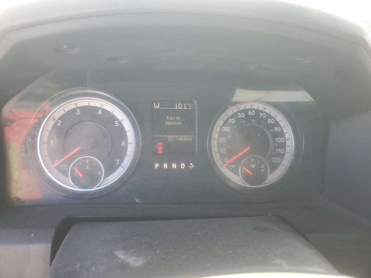 2016 Ram 1500 Slt VIN: 1C6RR6GT3GS393949 Lot: 90689495