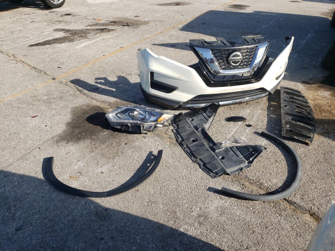 2018 Nissan Rogue S VIN: KNMAT2MVXJP547413 Lot: 84660905