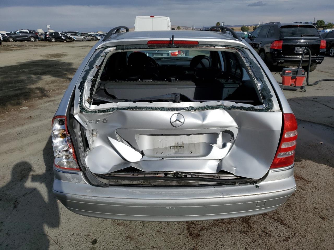 2002 Mercedes-Benz C 320 VIN: WDBRH64J32F181888 Lot: 85120285
