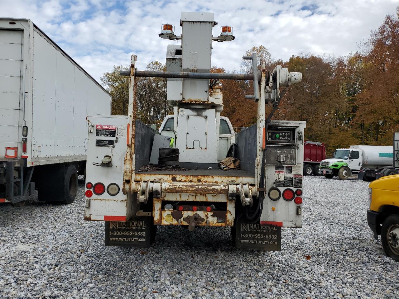 2000 Ford F650 Super Duty VIN: 3FDNF6528YMA59187 Lot: 84476445