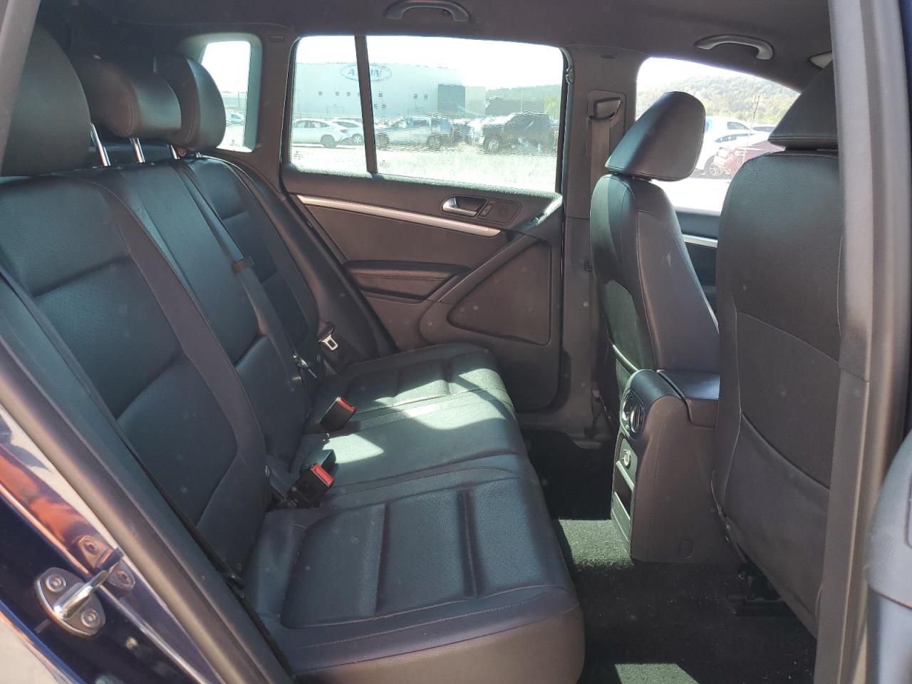 2016 Volkswagen Tiguan S VIN: WVGAV7AX7GW036622 Lot: 84413245