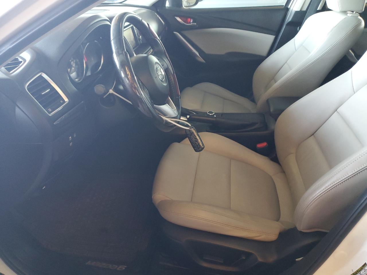 2015 Mazda 6 Touring VIN: JM1GJ1T56F1221758 Lot: 81905095