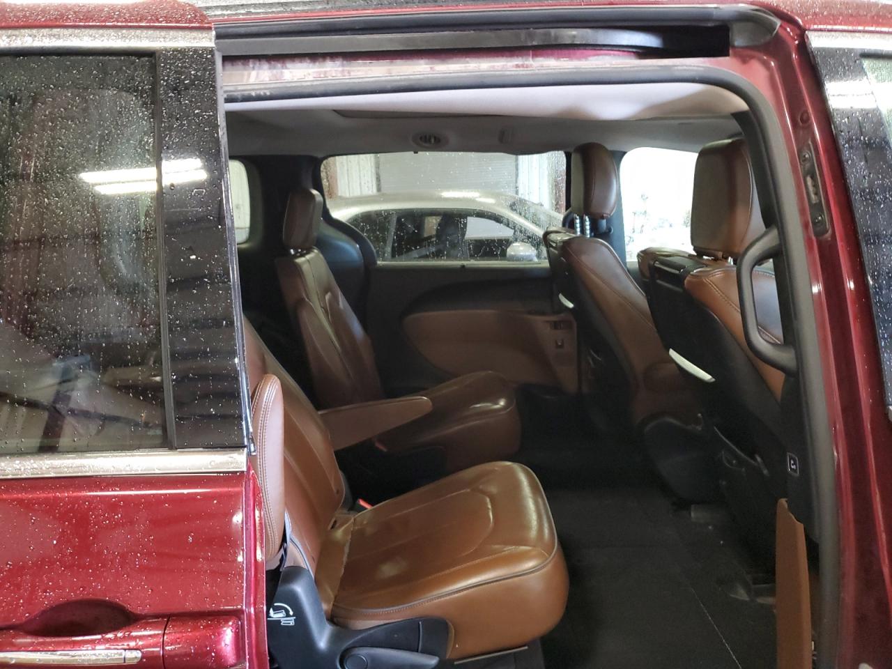 2017 Chrysler Pacifica Limited VIN: 2C4RC1GG8HR517670 Lot: 86470345