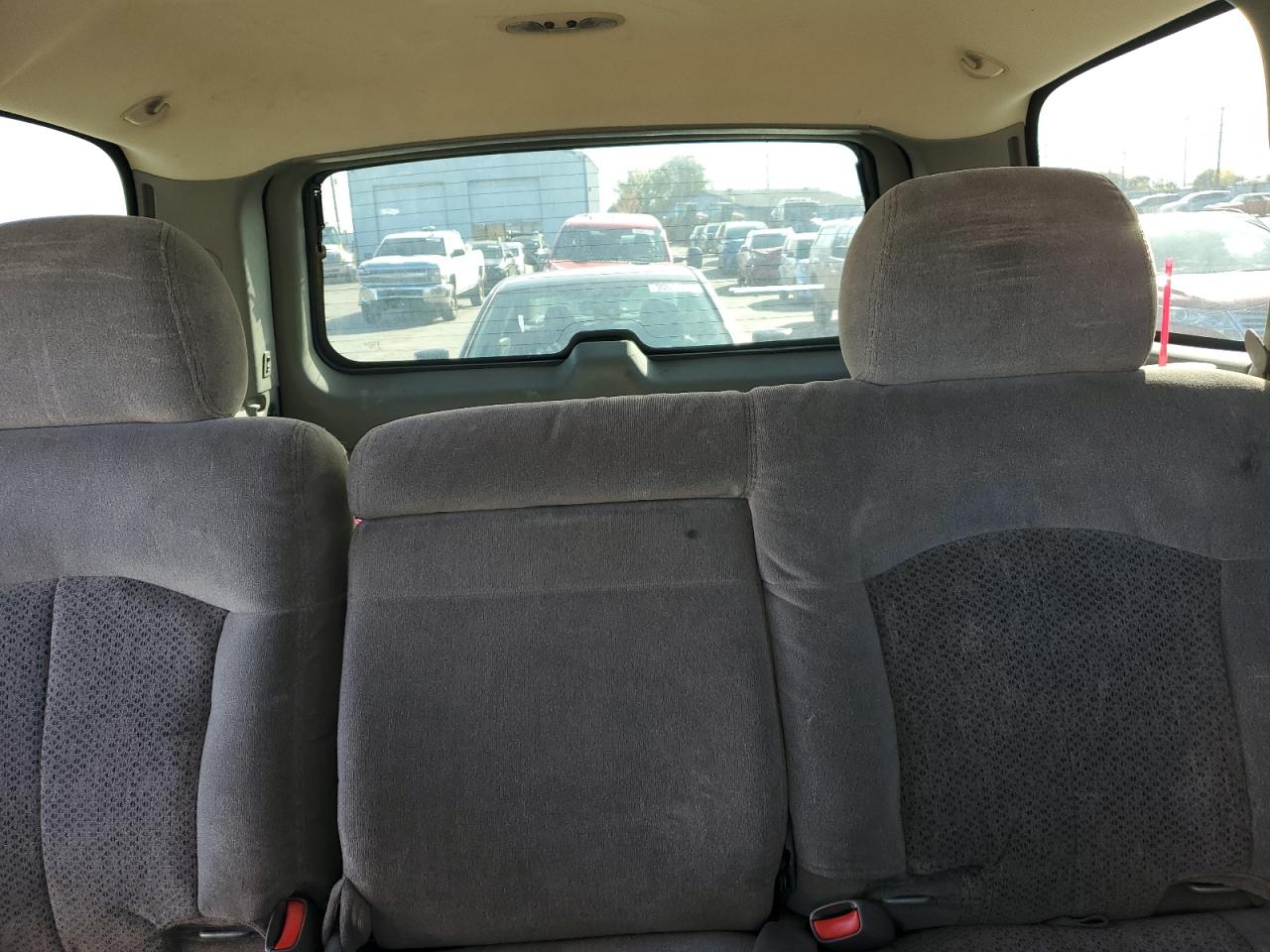 2002 Chevrolet Tahoe K1500 VIN: 1GNEK13ZX2J334511 Lot: 90374805