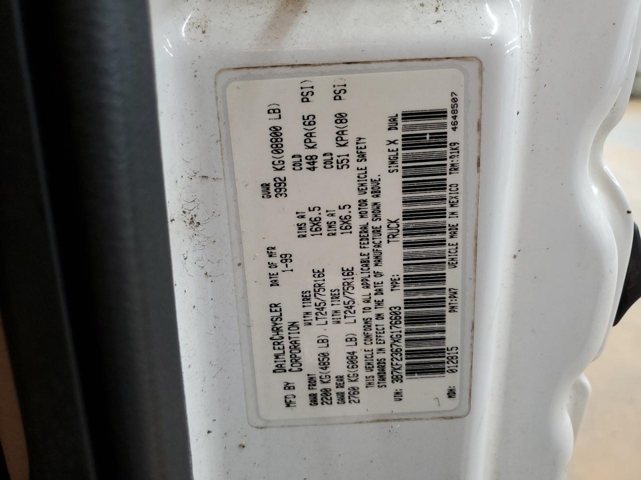 1999 Dodge Ram 2500 VIN: 3B7KF2367XG176603 Lot: 86500025