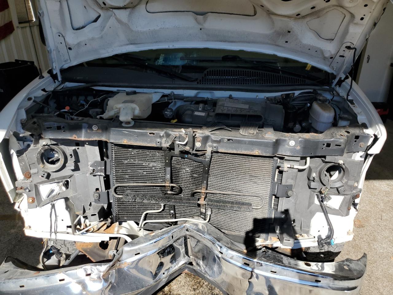 2017 Chevrolet Express G2500 VIN: 1GCWGAFF6H1113500 Lot: 84738435