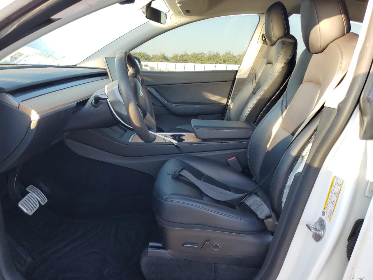 2022 Tesla Model Y VIN: 7SAYGDEFXNF389535 Lot: 90493495