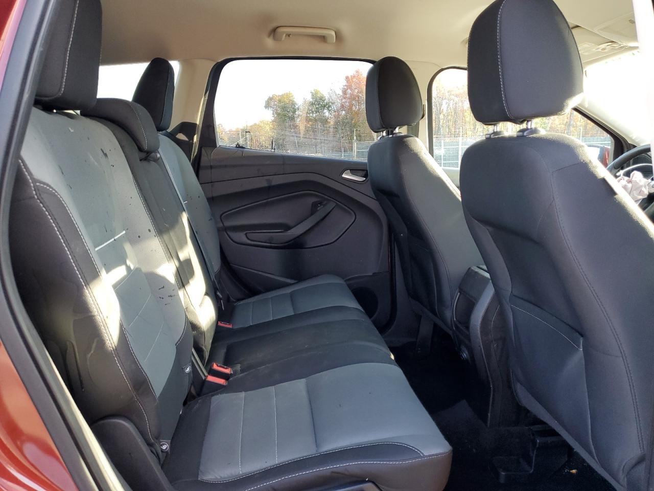 2015 Ford Escape Se VIN: 1FMCU9G93FUB42172 Lot: 87373225