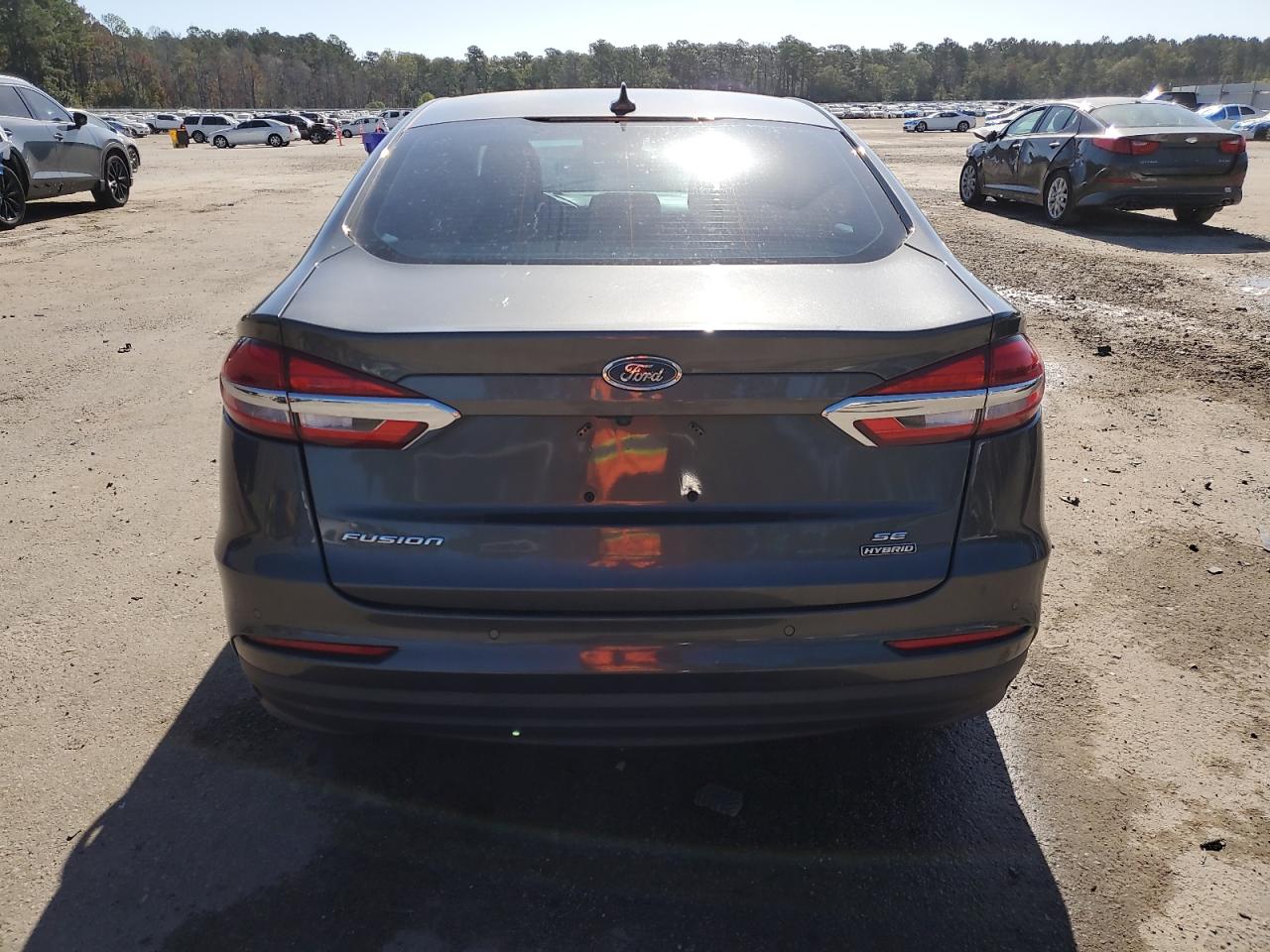 2020 Ford Fusion Se VIN: 3FA6P0LU7LR225563 Lot: 85115615