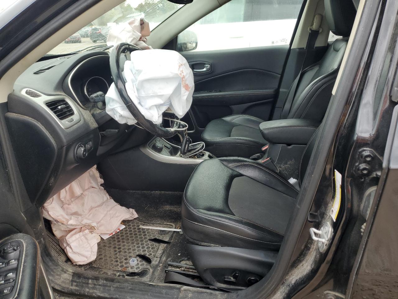 2018 Jeep Compass Latitude VIN: 3C4NJDBB3JT246005 Lot: 85487115