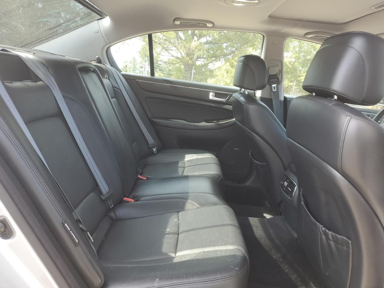 2013 Hyundai Genesis 5.0L VIN: KMHGC4DH6DU249927 Lot: 82187015