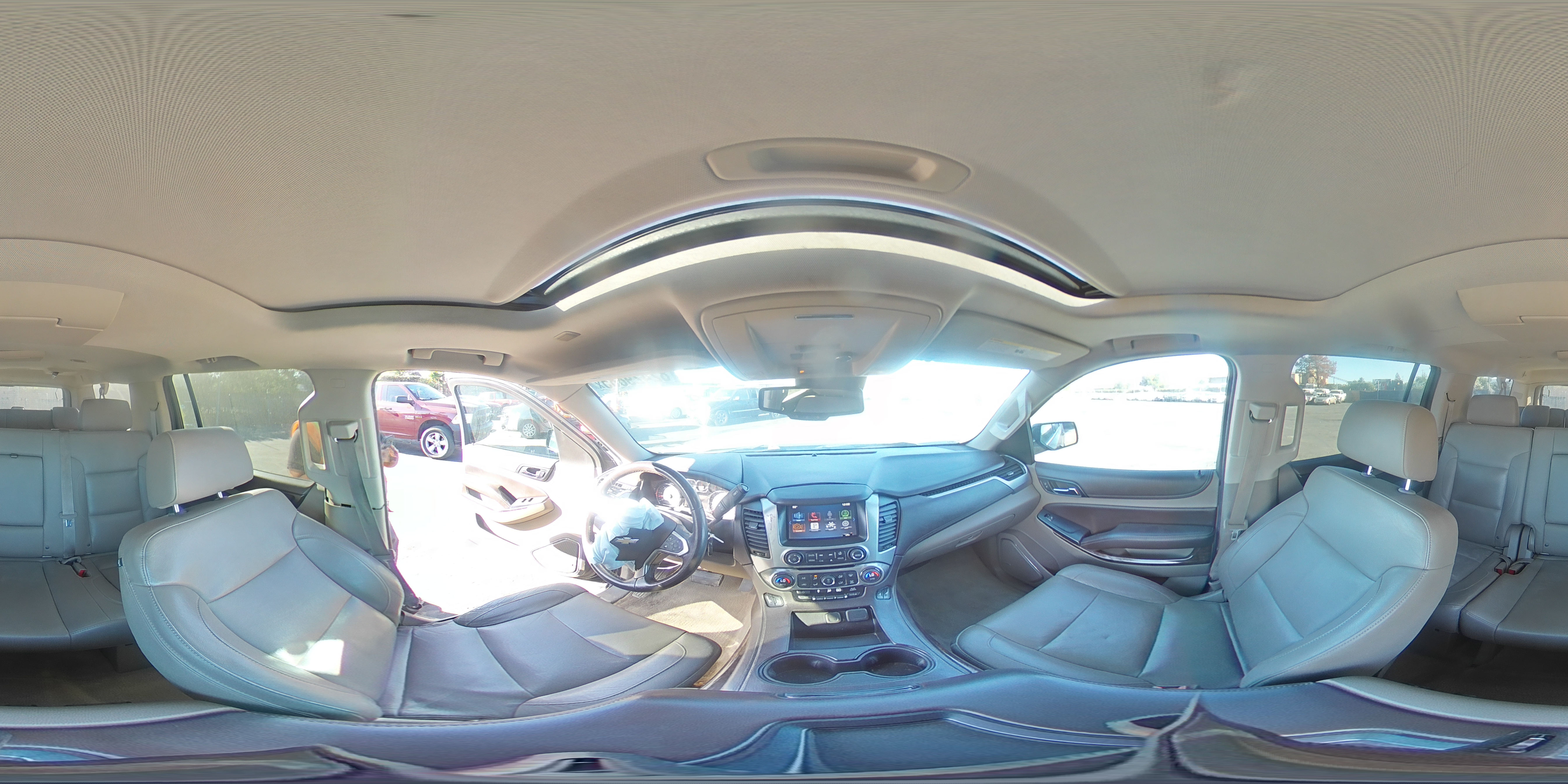 2015 Chevrolet Suburban C1500 Lt VIN: 1GNSCJKC2FR238845 Lot: 82429885