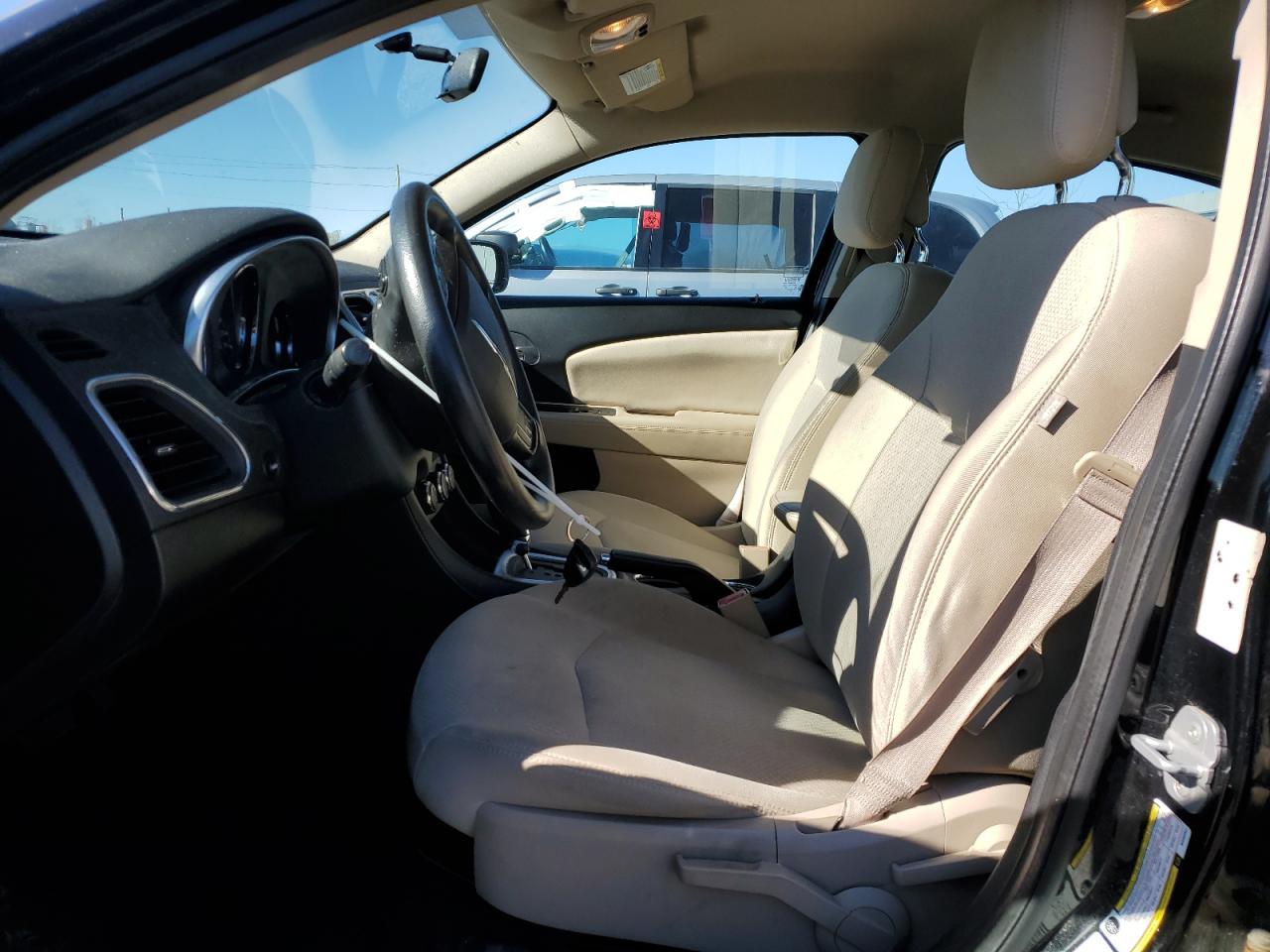 2011 Chrysler 200 Lx VIN: 1C3BC4FB3BN563361 Lot: 86800595