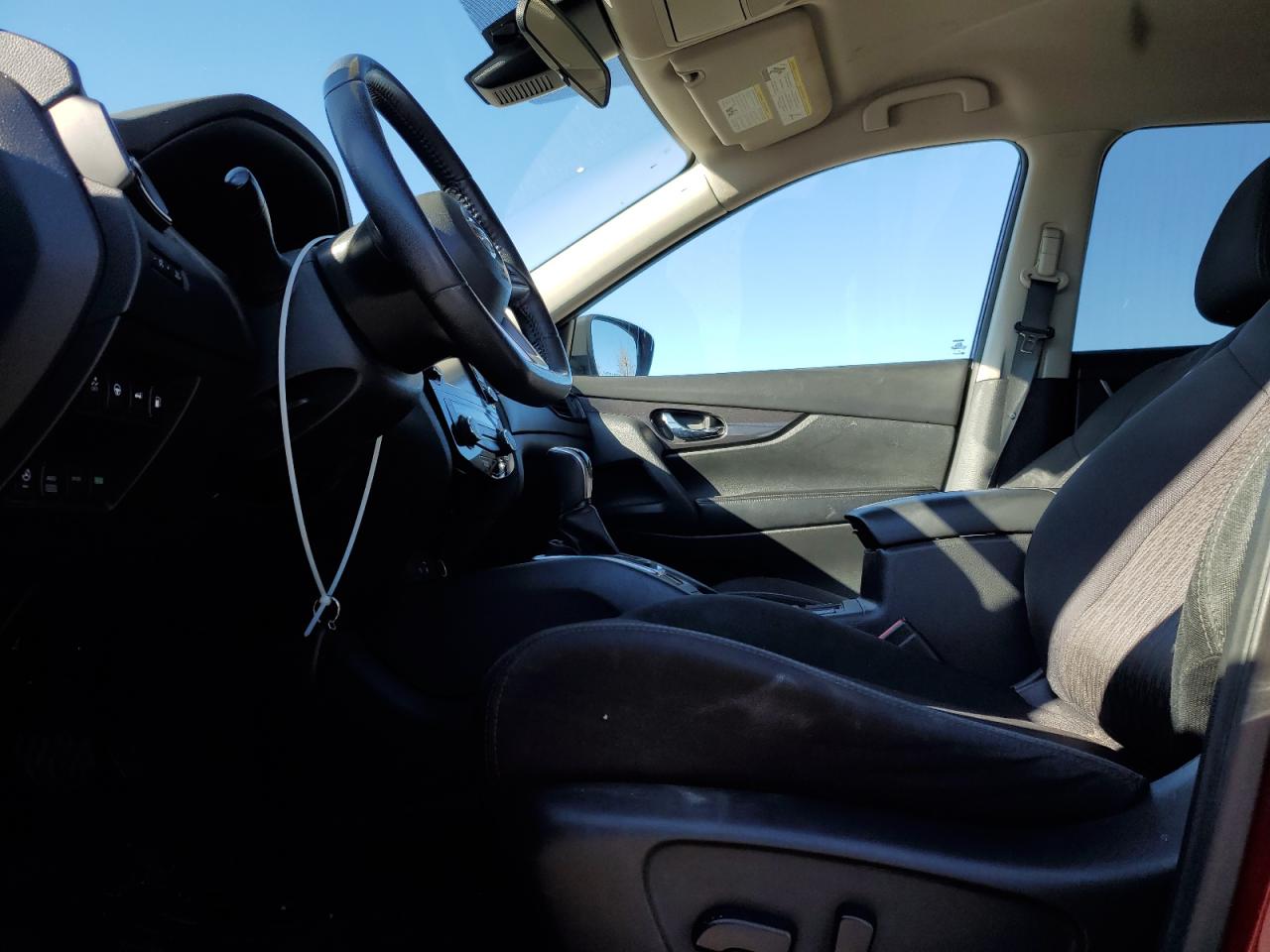 2019 Nissan Rogue S VIN: 5N1AT2MV5KC772665 Lot: 85269425