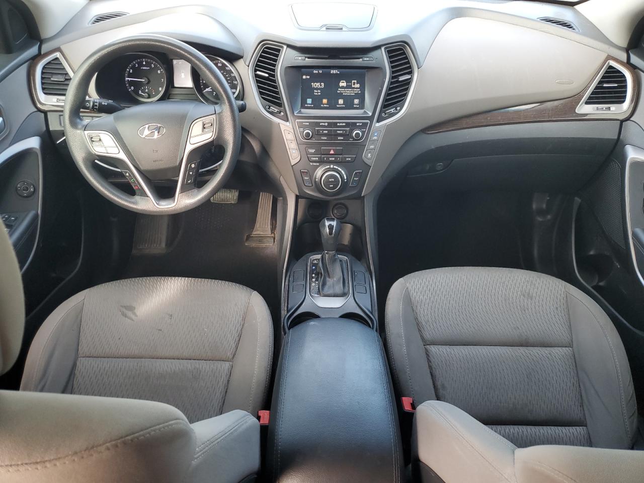 2017 Hyundai Santa Fe Se VIN: KM8SMDHF2HU187903 Lot: 86096015