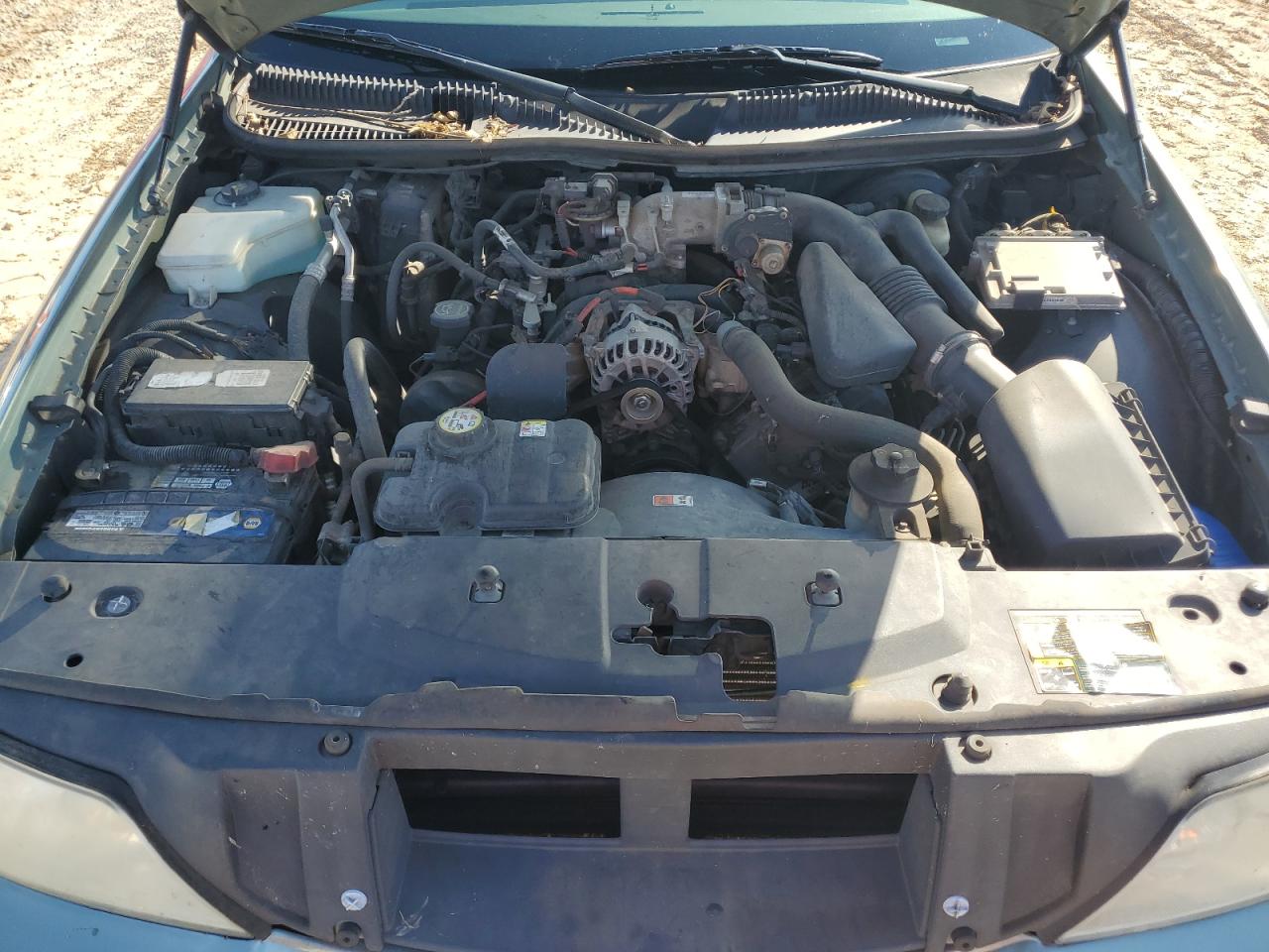 2005 Lincoln Town Car Signature VIN: 1LNHM81W25Y672400 Lot: 82003035