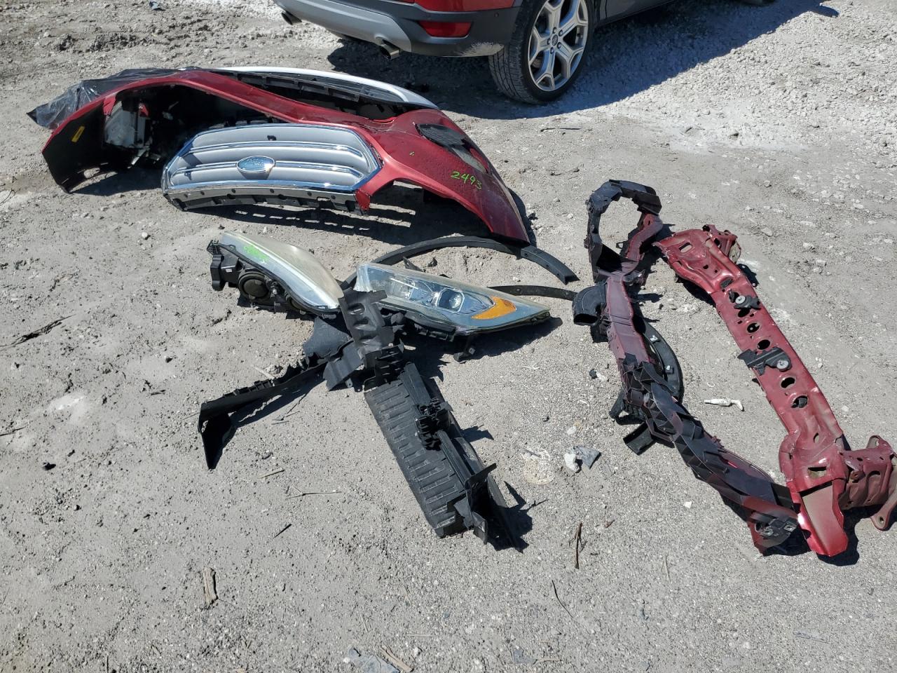 2017 Ford Escape Titanium VIN: 1FMCU0J96HUB73813 Lot: 85735595