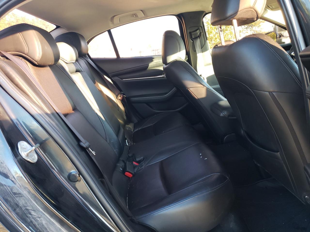 2019 Mazda 3 Preferred VIN: JM1BPBDM7K1143649 Lot: 84560985