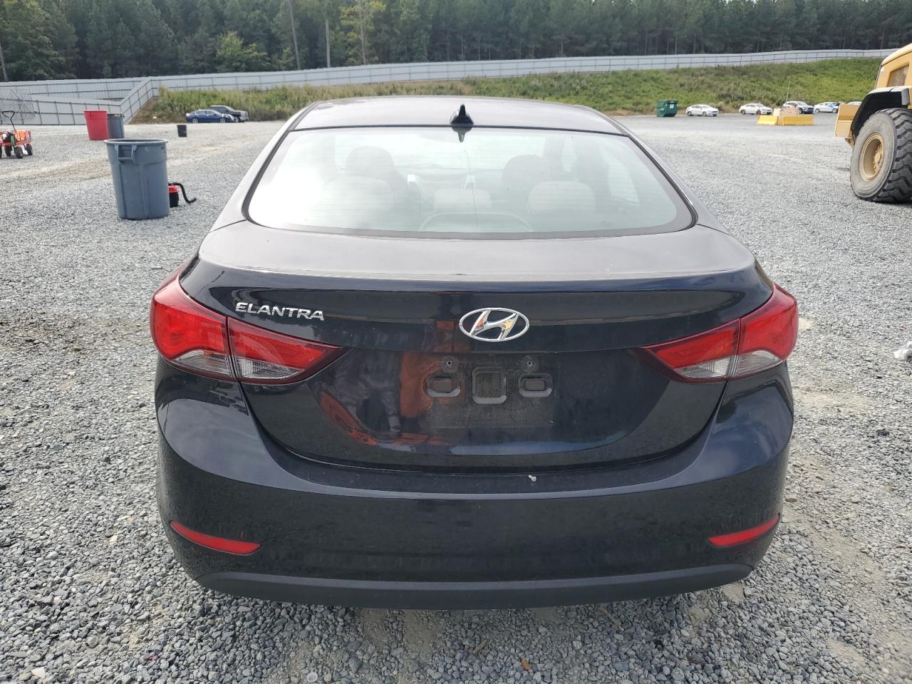 2016 Hyundai Elantra Se VIN: 5NPDH4AE7GH783150 Lot: 82383035