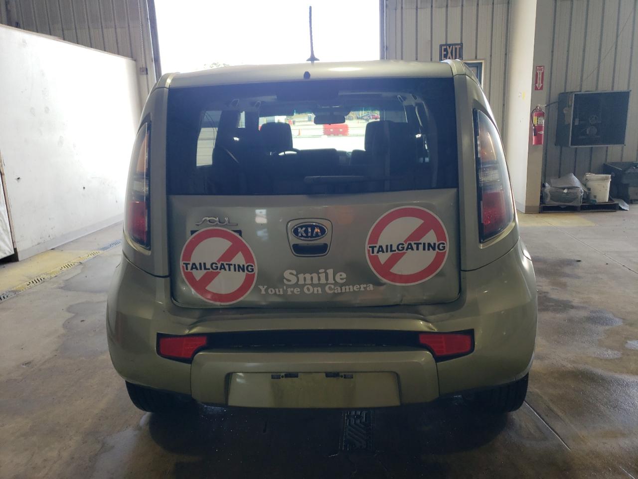 2011 Kia Soul + VIN: KNDJT2A24B7240380 Lot: 84935415