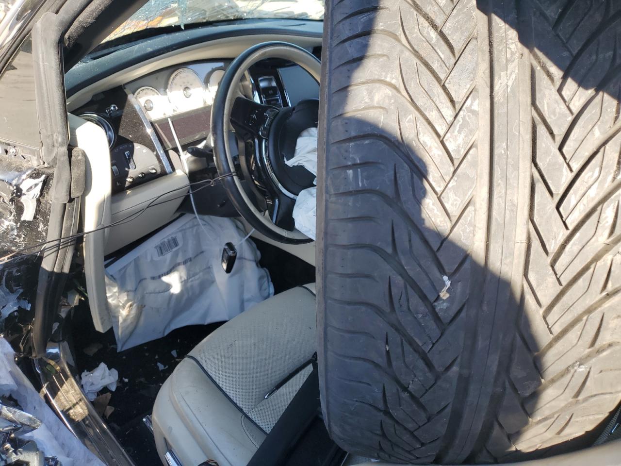 2017 Rolls-Royce Dawn VIN: SCA666D55HU102729 Lot: 90927055