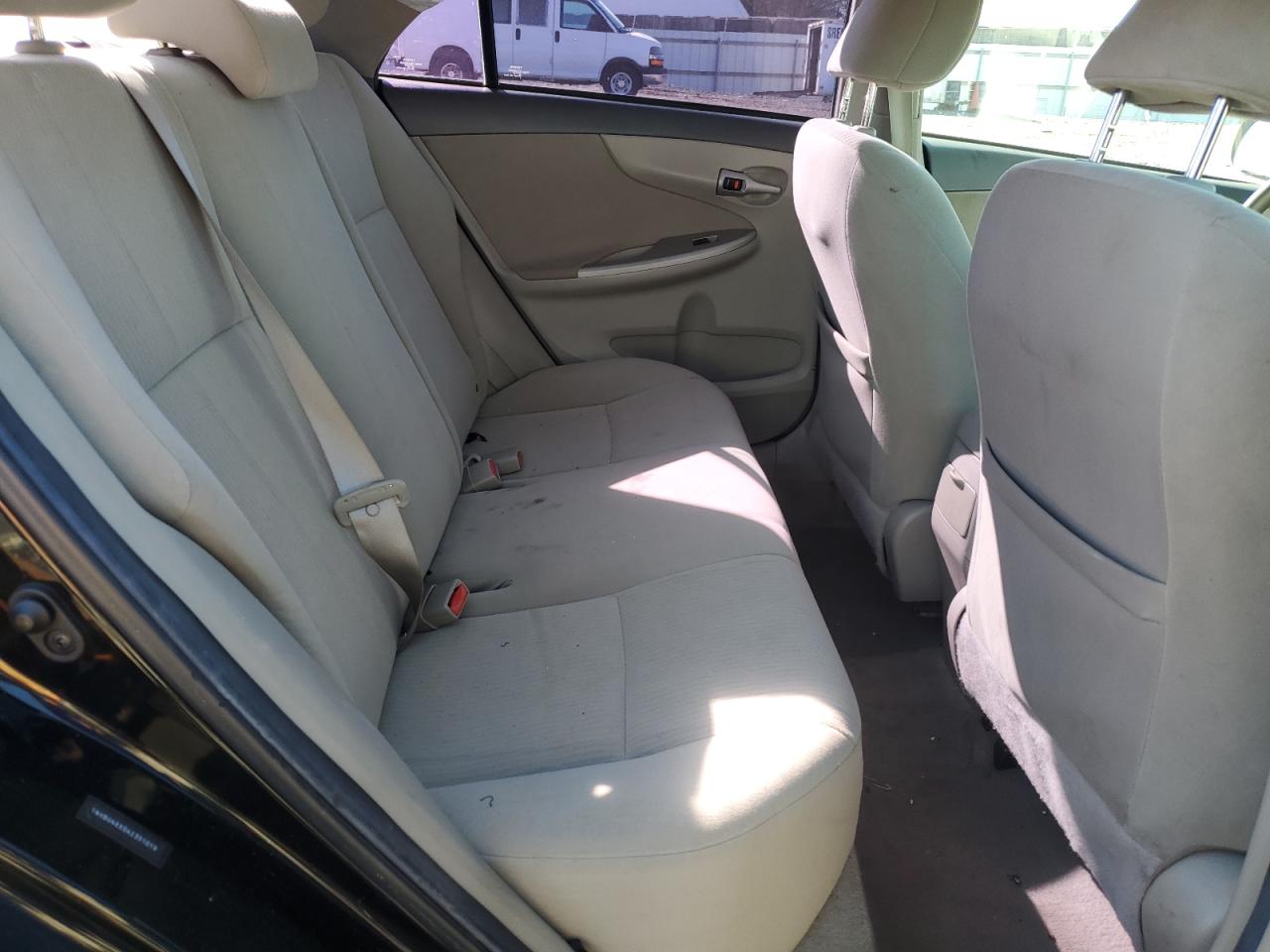 2010 Toyota Corolla Base VIN: 1NXBU4EE0AZ351019 Lot: 87084335