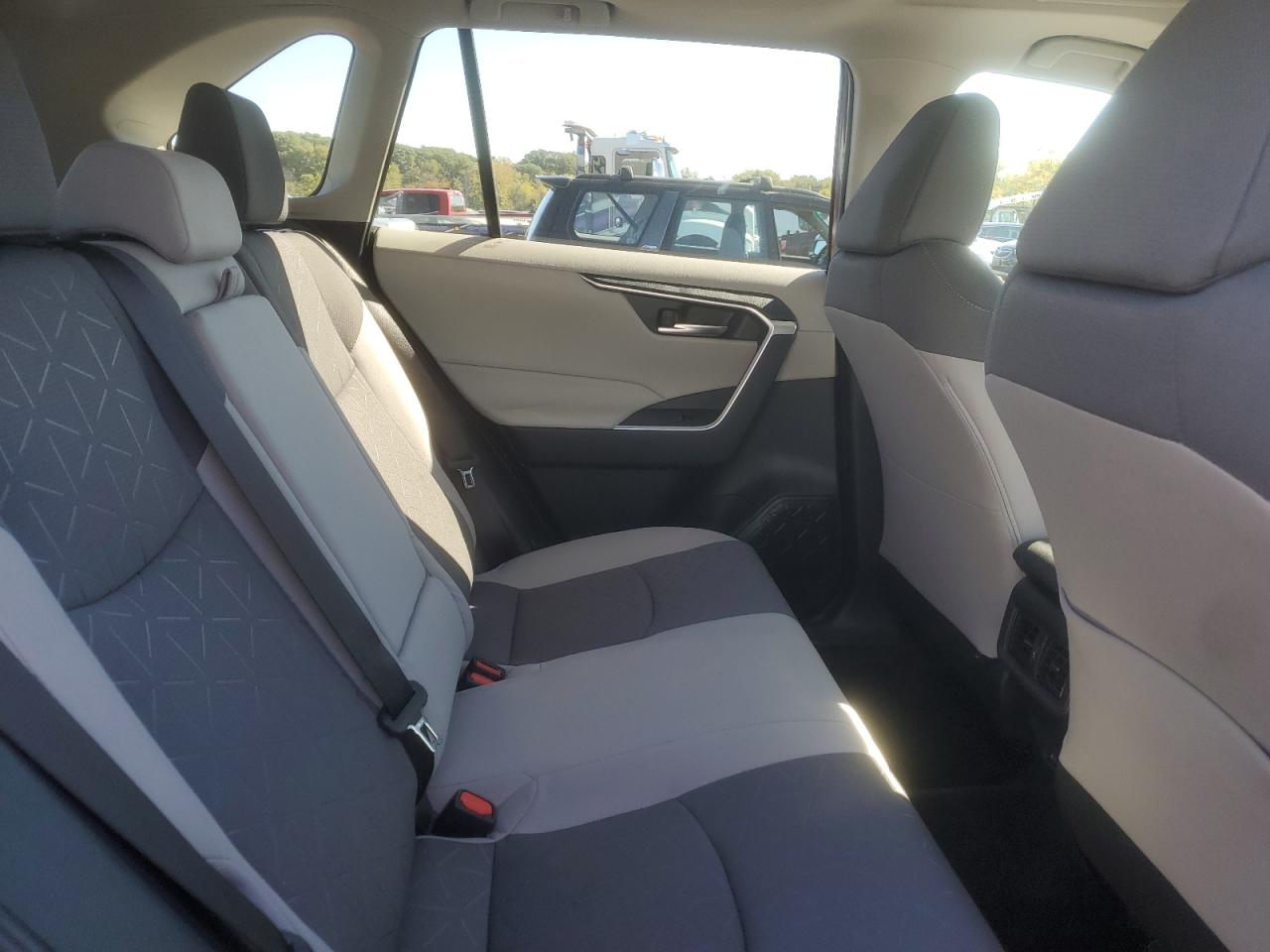 2025 Toyota Rav4 Xle VIN: 2T3P1RFV5SW568990 Lot: 80367975