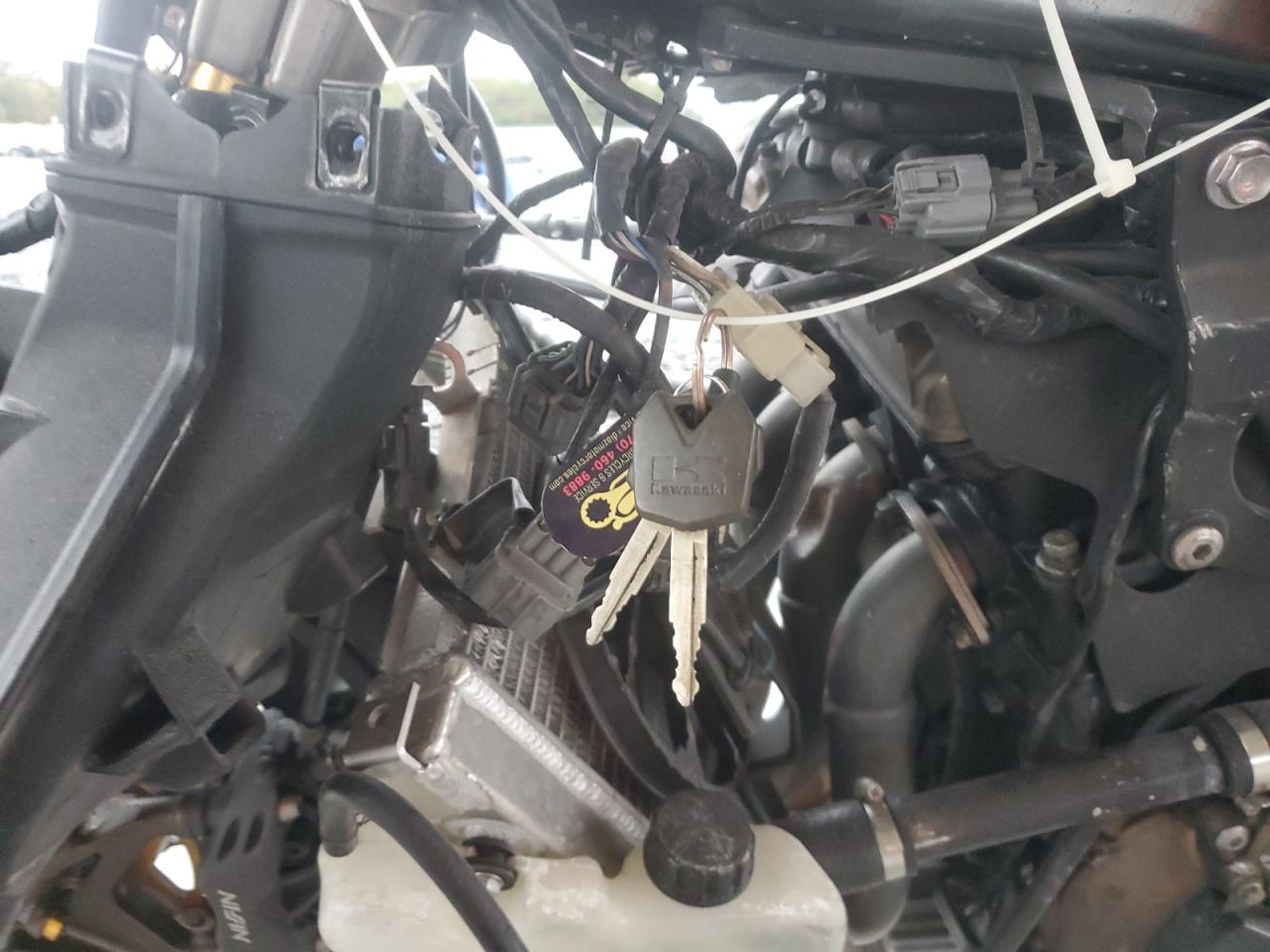 2004 Kawasaki Ninja Zx 10R VIN: JKAZXCC154A006900 Lot: 82553655