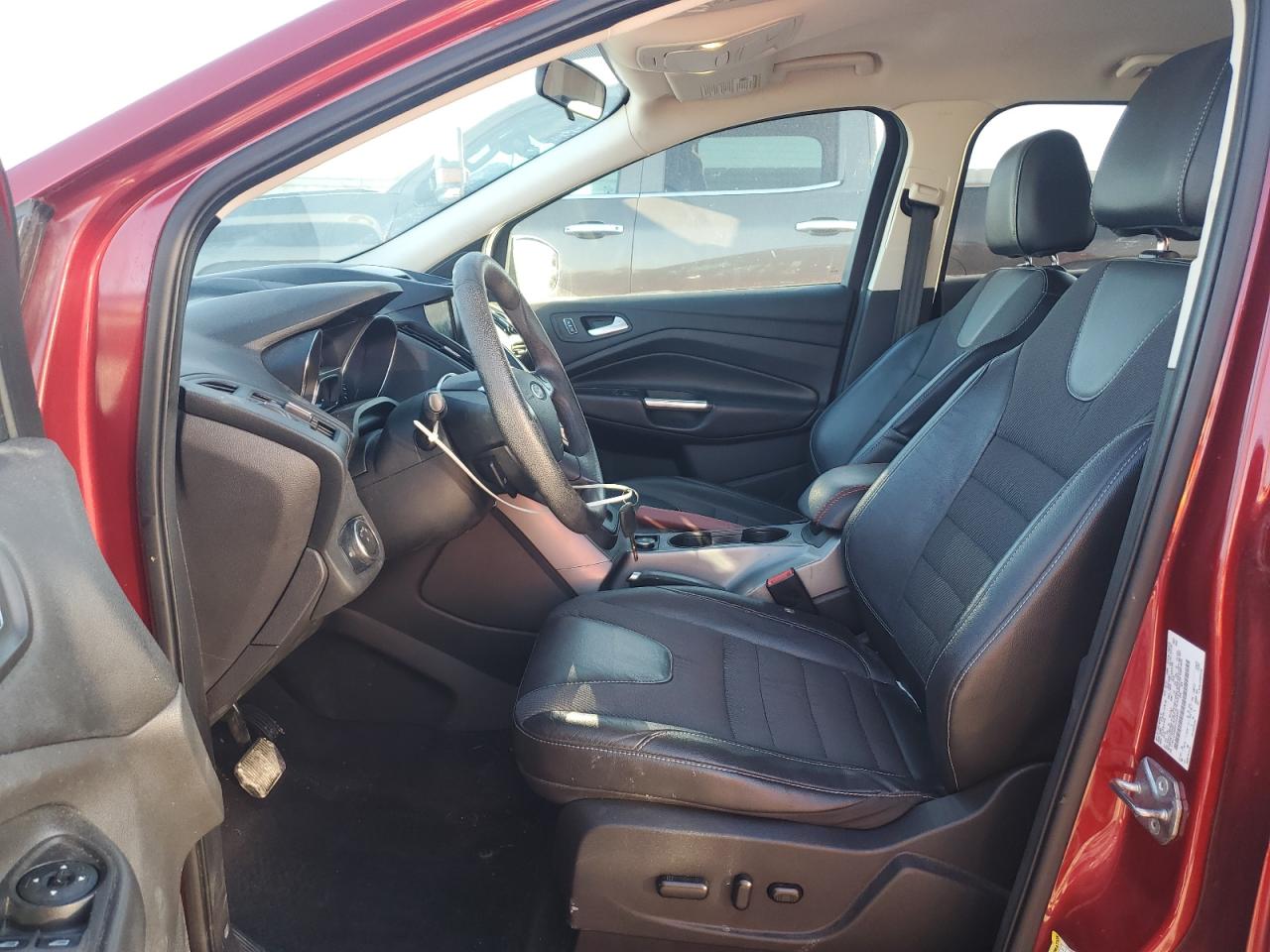 2015 Ford Escape Se VIN: 1FMCU9G95FUB49057 Lot: 82325835