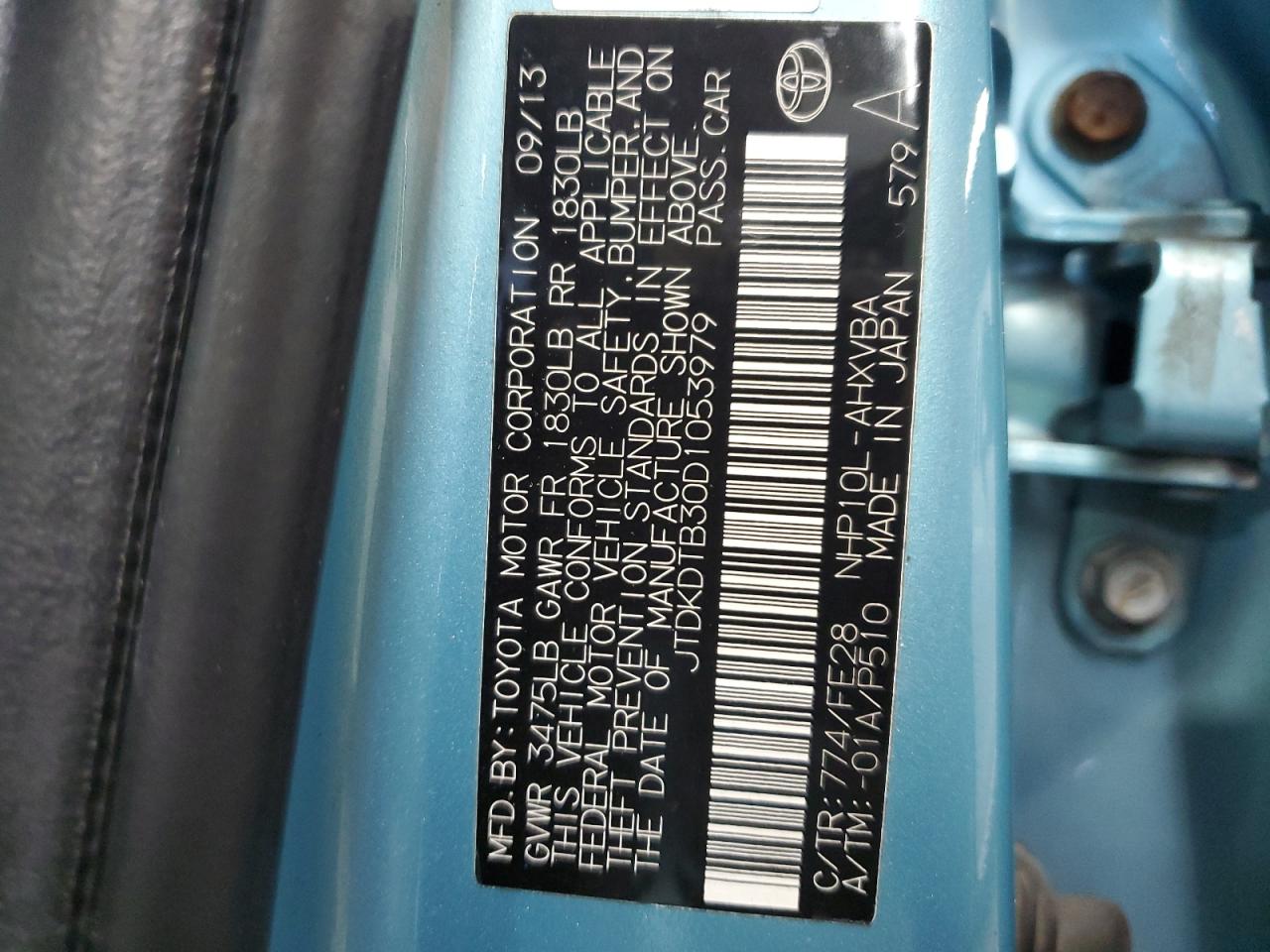 2013 Toyota Prius C VIN: JTDKDTB30D1053979 Lot: 82218115