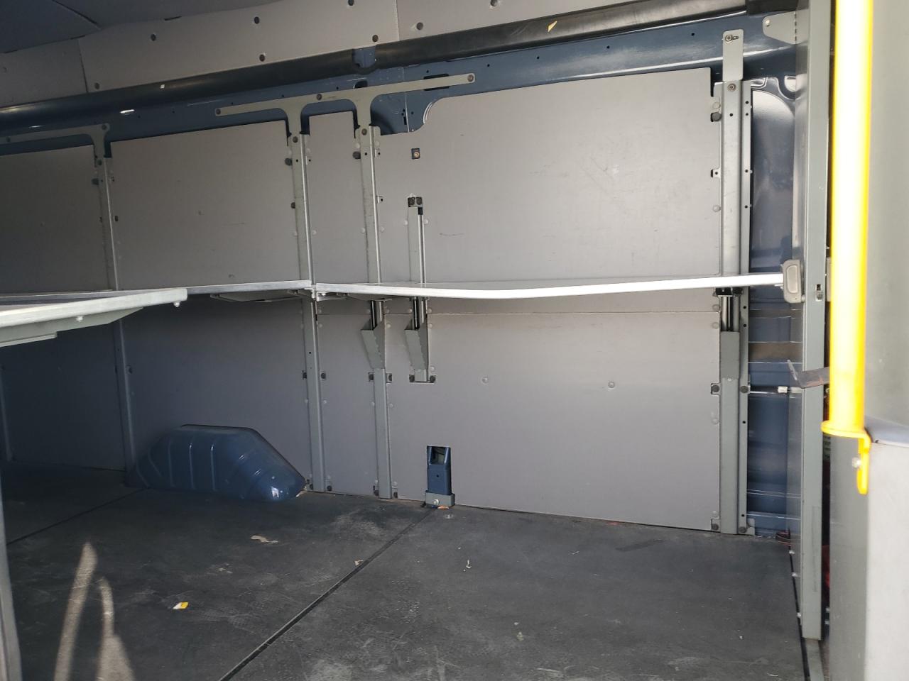 Фото: 1FTBR3X80LKB04282